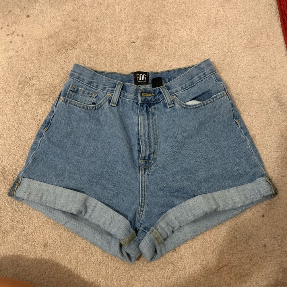 Mom High Rise Shorts - Picture 3 of 5